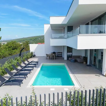 I Вилла Пунат