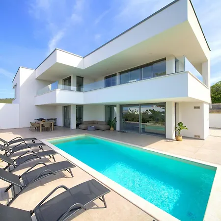 I Villa Punat