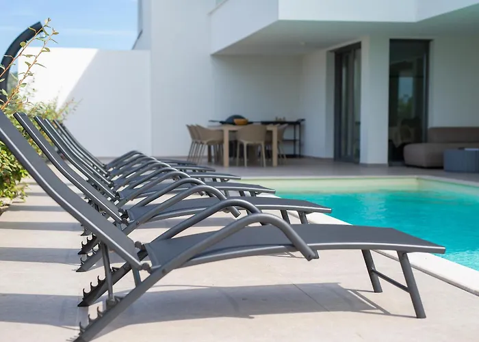 Вилла I Пунат