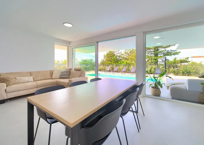 Вилла I Пунат