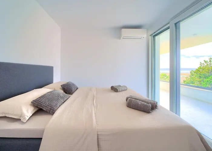 I Вилла Пунат